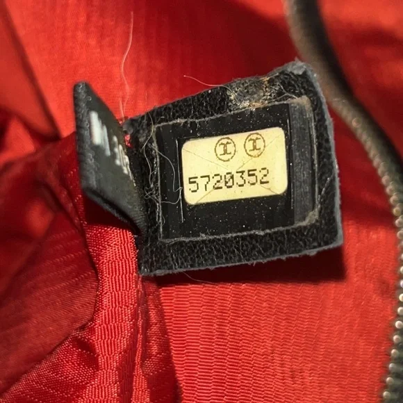 Chanel Travel Line Tote Bag - Picture 14 of 16